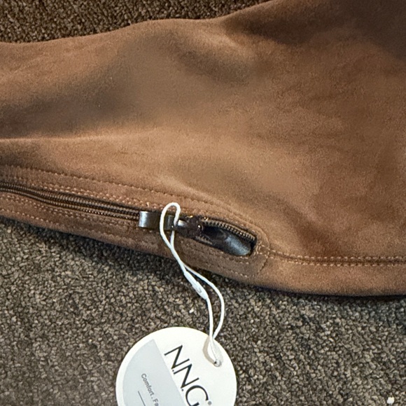 Tan Suede Women's Boots - Picture 5 of 8